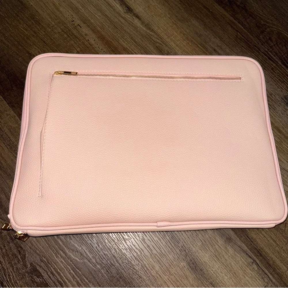 Target Pale Pink And Gold Laptop Case